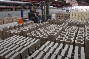 Rongsheng refractory brick production